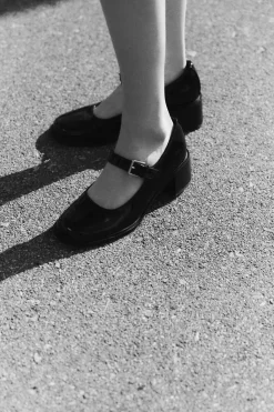 Sale ZAPATO TACÓN EFECTO ACHAROLADO Mujer Zapatos