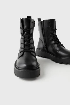 Niños ZARA Z3D +14 Años·Accesorios / Zapatos<Z3D BOTÍN PIEL CORDONES