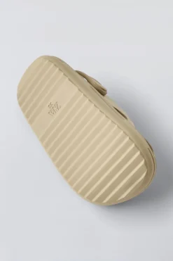 Niños ZARA 1½ - 6 Años·Zapatos|1½ - 6 Años·Zapatos<ZUECO GOMA